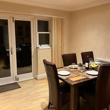 Central Chester Bedrooms Buitenkant foto