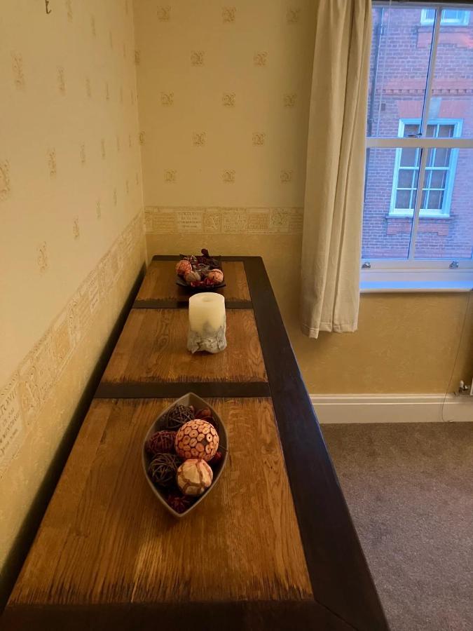 Central Chester Bedrooms Buitenkant foto